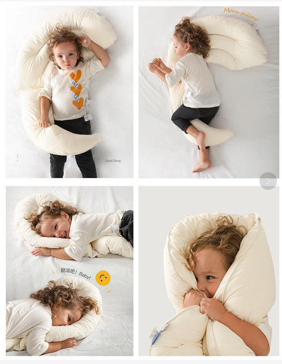 Almohada forma de luna
