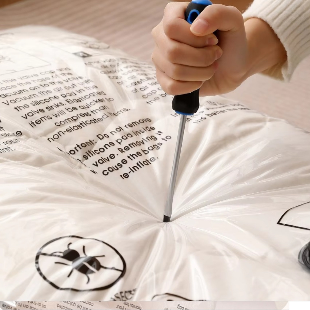 Kit 2 Bolsas De Compresión Al Vacío con Bomba Eléctrica